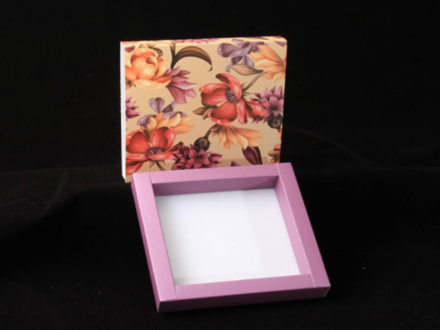 9 Cav. Flower Box O+T+C (Pack of 10)
